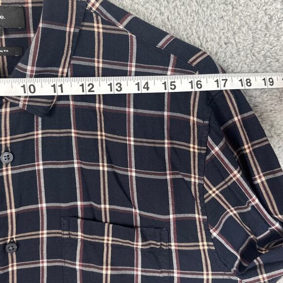 Vince Men's Classic Button Up Shirt Navy Red Plaid Size M Layering Preppy Fall - Picture 6 of 10